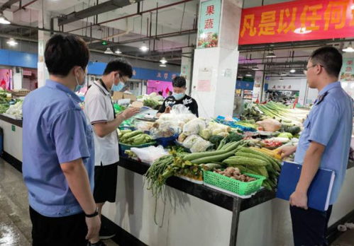 在农贸市场当管理员,老人付钱后没拿菜,隔天争吵时差点出人命